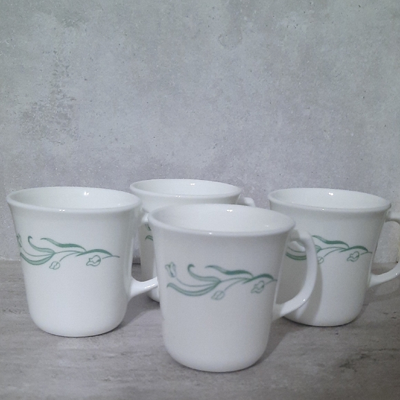 Corelle by Corning Other - 4 Pc Vintage Corelle By Corning Emily Pattern White Mugs with Green Leaf Design.